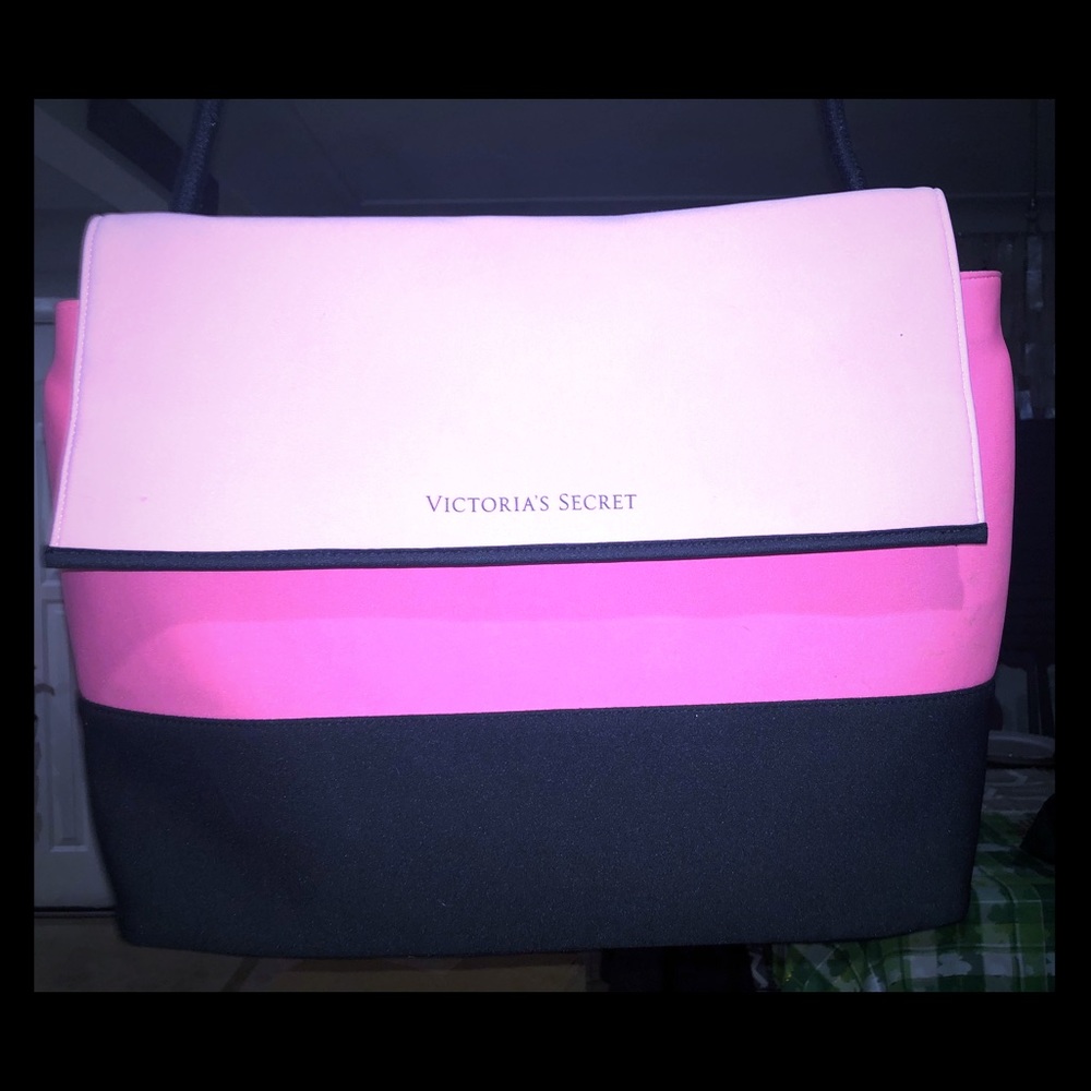Victoria’s Secret thermal insulated cooler bag